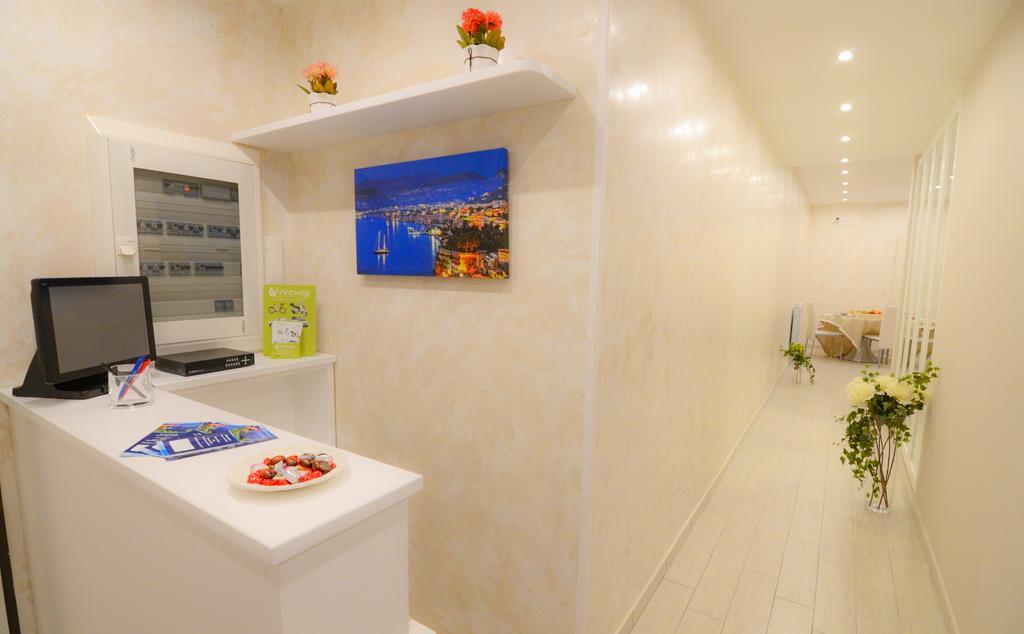 ソレント Le Quattro Piazze Bed & Breakfast エクステリア 写真